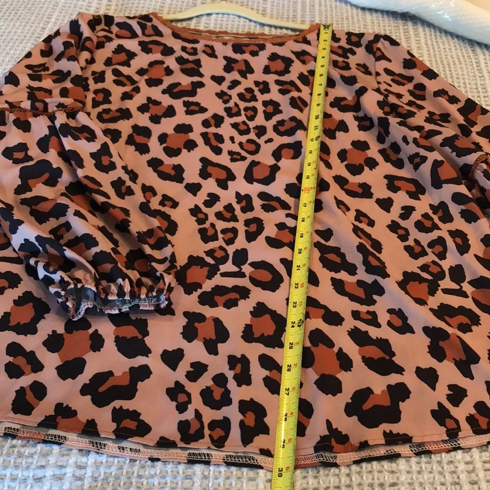 Leopard Blouse - Picture 7 of 10
